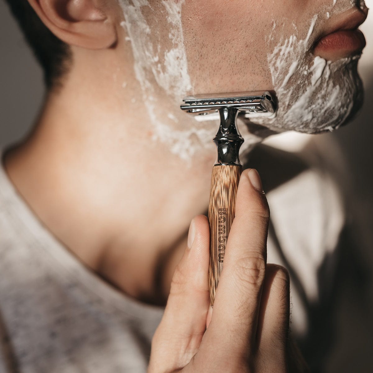 bambaw-shaving-rasierhobel-bambus-classic-silver-rasierer image 6