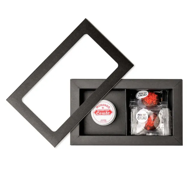 couto-presentes-geschenkset-erdbeere-lippenbalsam-schoko image 1