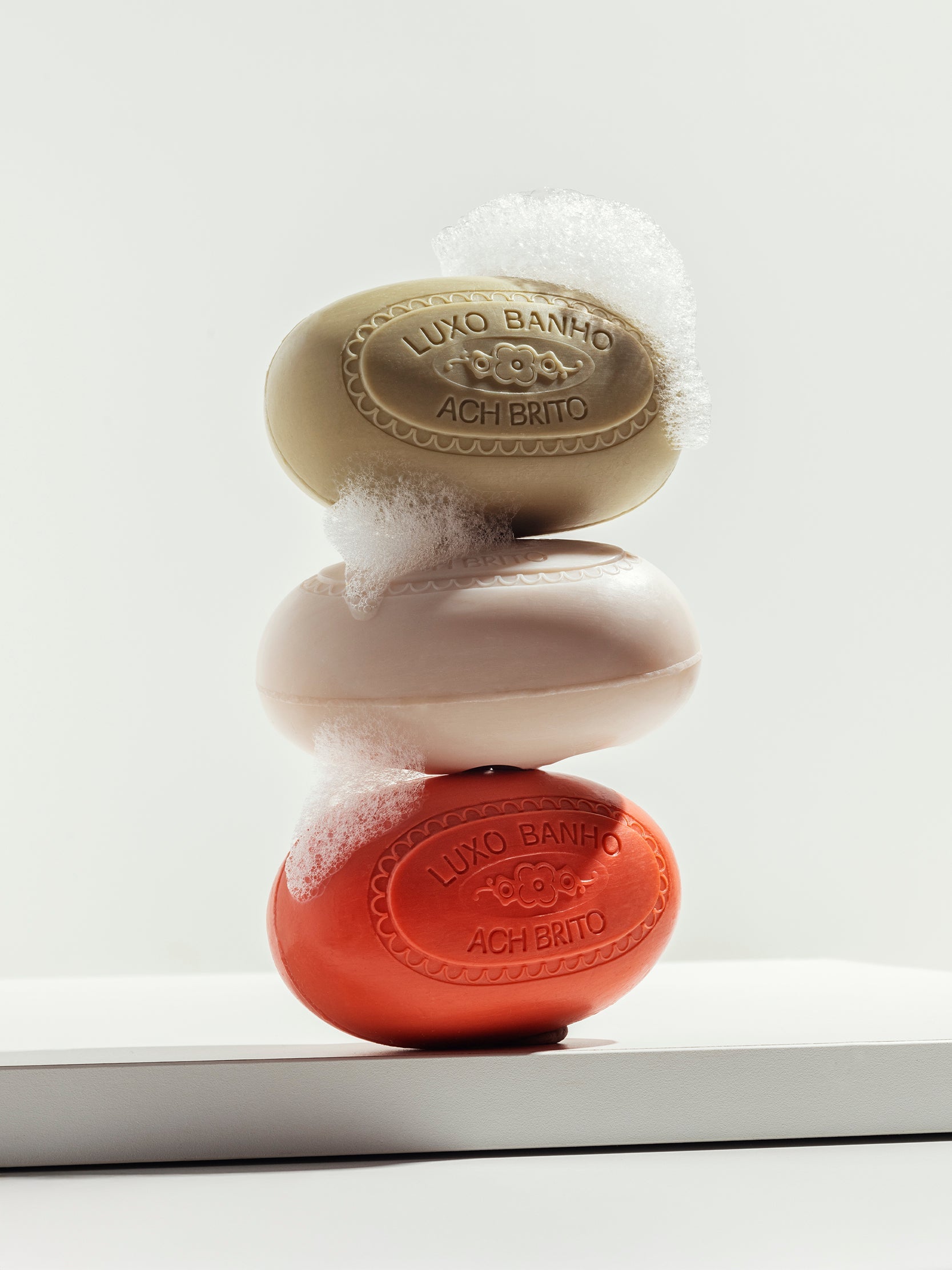 ach-brito-luxo-banho-classic-st-ckseife-350g-floral image 4